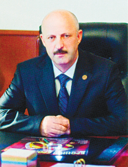 Саид Гаджиевич Багомедов, начальник Прикаспийской государственной инспекции пробирного надзора: «Хотелось бы, чтобы в магазинах нашего региона были представлены ювелирные изделия большинства крупнейших российских производителей» Саид Гаджиевич Багомедов, начальник Прикаспийской государственной инспекции пробирного надзора: «Хотелось бы, чтобы в магазинах нашего региона были представлены ювелирные изделия большинства крупнейших российских производителей»