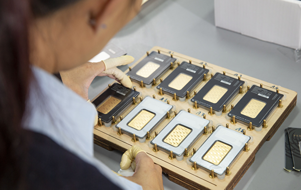 Бесконтрольный вывоз из РФ слитков в 2026 году будет исключен