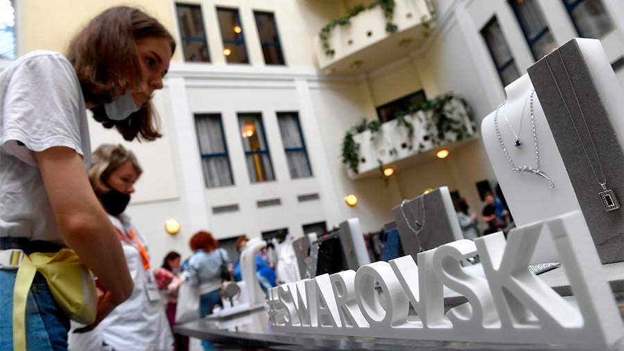 Гендиректор Swarovski сообщил о завершении ухода компании из России