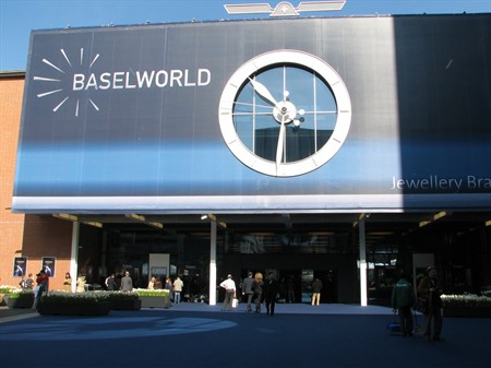 Ежегодная выставка BaselWorld 2012 открыла свои двери