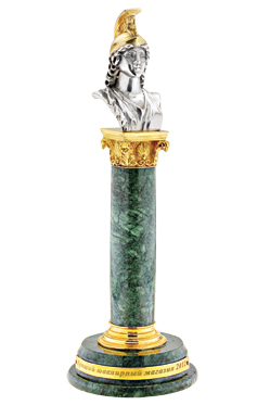 Традиционно лучшее