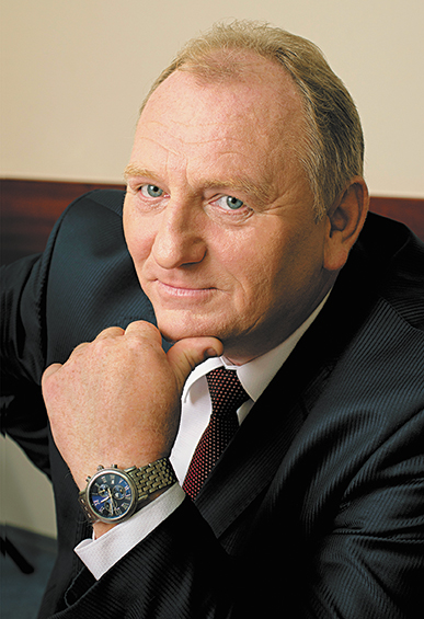 Алексей Серафимович МИШУТО, директор ОАО «Белювелирторг»: «Секрет нашего успеха - безупречная 68-летняя репутация» Алексей Серафимович МИШУТО, директор ОАО «Белювелирторг»: «Секрет нашего успеха - безупречная 68-летняя репутация»