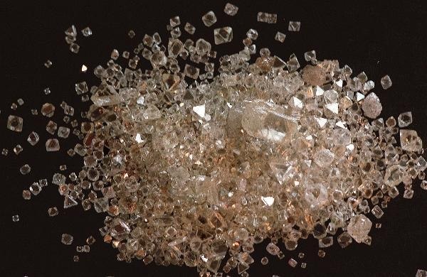 Отчет о рынке алмазного сырья: выручка от сайта De Beers составила $800 млн, цены немного выросли