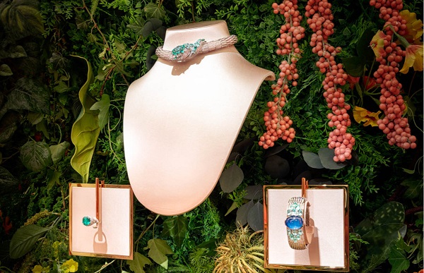 Украшения и ювелирные часы: что растет в драгоценном саду Bulgari