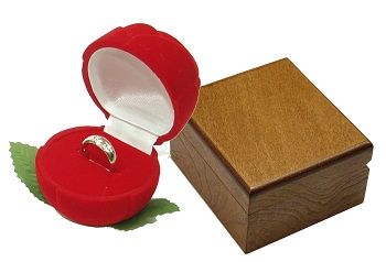 Позвольте Вам преподнести! Особенности современной упаковки ювелирных изделий Позвольте Вам преподнести! Особенности современной упаковки ювелирных изделий