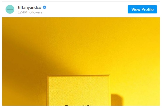 Ювелирный бренд Tiffany меняет фирменный цвет и концепцию рекламы