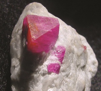 РУБИН – КОРОЛЬ САМОЦВЕТОВ