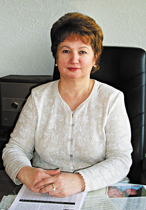 Людмила Георгиевна ФИЛИППОВА, начальник ГИПН по РС(Я): «Объемы заклейменных изделий в 2009 году по сравнению с 2008 годом у нас уменьшились всего на 2%...» Людмила Георгиевна ФИЛИППОВА, начальник ГИПН по РС(Я): «Объемы заклейменных изделий в 2009 году по сравнению с 2008 годом у нас уменьшились всего на 2%...»