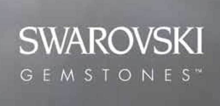 Оригинальные натуральные и искусственные драгоценные камни SWAROVSKI: инновации и вдохновение