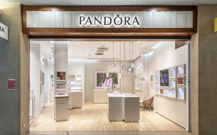 Долг Pandora в РФ может уйти с аукциона за 7,95 млрд