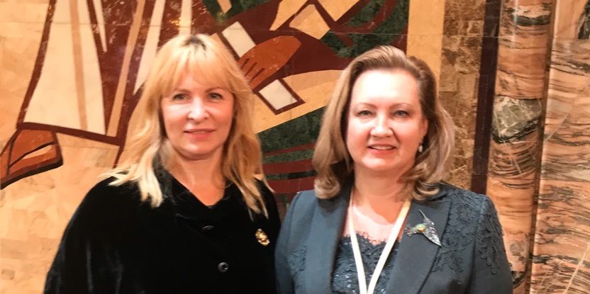 Елену Ракшу наградили в Храме Христа Спасителя за возрождение памяти Царской семьи