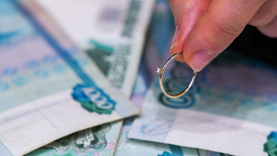 Золотое отсечение: россияне стали реже покупать ювелирные украшения