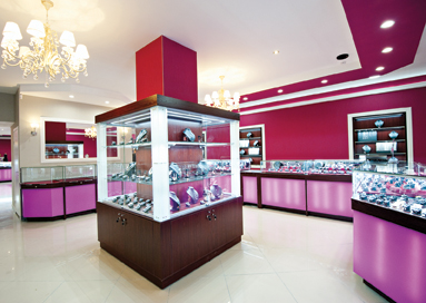 Модная весна в «Золотом Тельце» Модная весна в «Золотом Тельце»