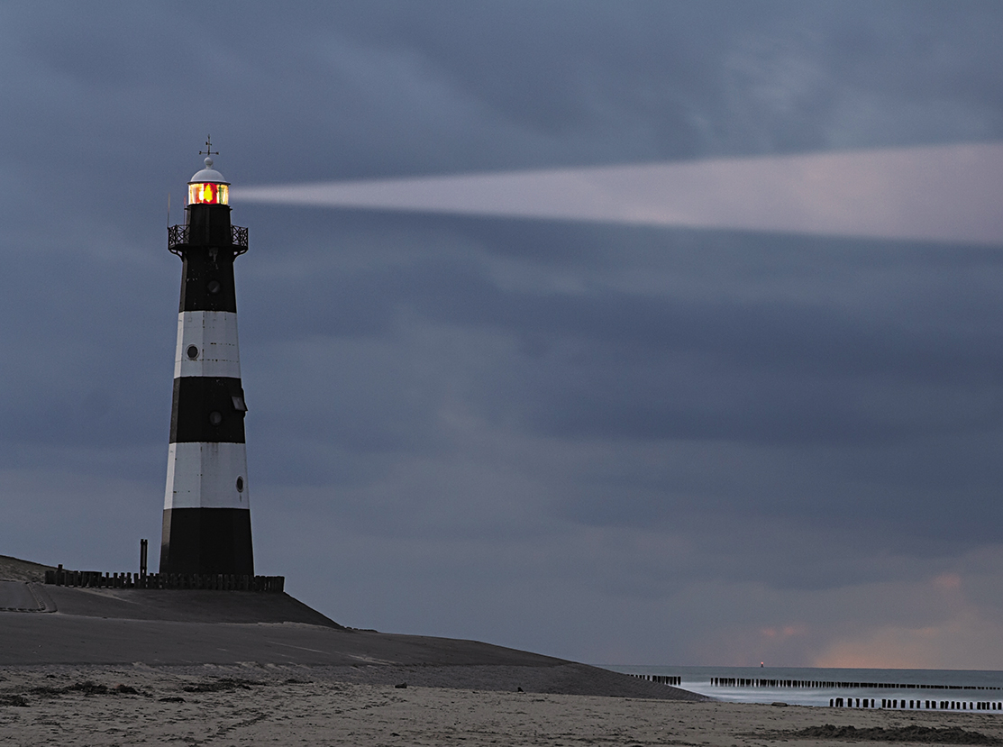 Круглый стол: «Российские ювелирные предприятия: стратегии успешной работы в кризис»