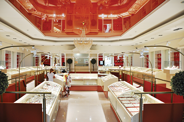 За высокий уровень культуры и организации продаж. Ювелирный магазин «Золотой Алеф», Таганрог