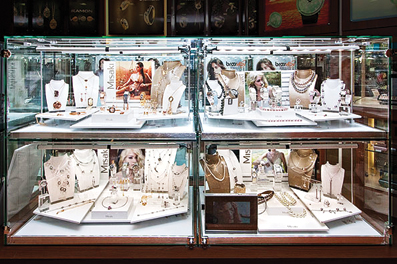 Да будет свет! Как создать правильную систему освещения ювелирного магазина Да будет свет! Как создать правильную систему освещения ювелирного магазина