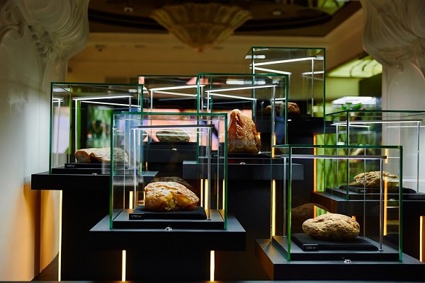 В Москве открылось мультимедийное музейное пространство «Янтарная галерея» 