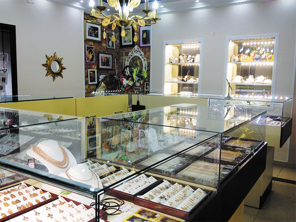 25_cara_3.jpg 25_cara_3.jpg