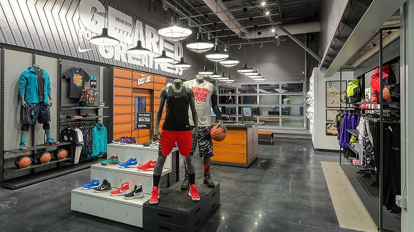 Nike-StoreOpeningEastLA_10.11.15-4_hd_1600.0.jpg
